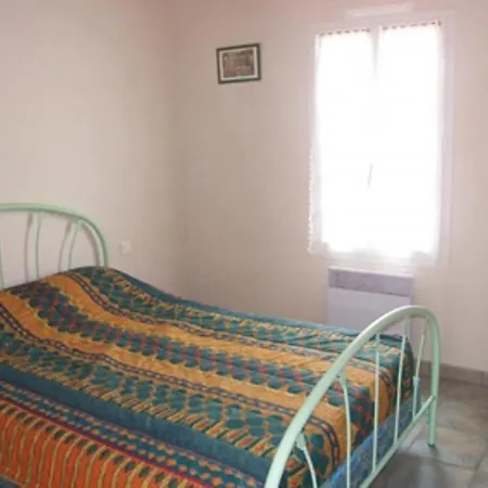 Maison A L'epine, Proche & Commerces, 4/6 Pers. - Fr-1-823-44